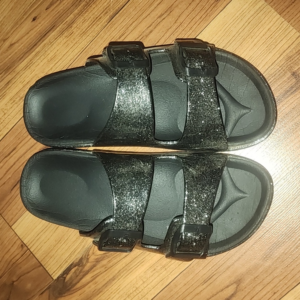 Little girls glitter slides